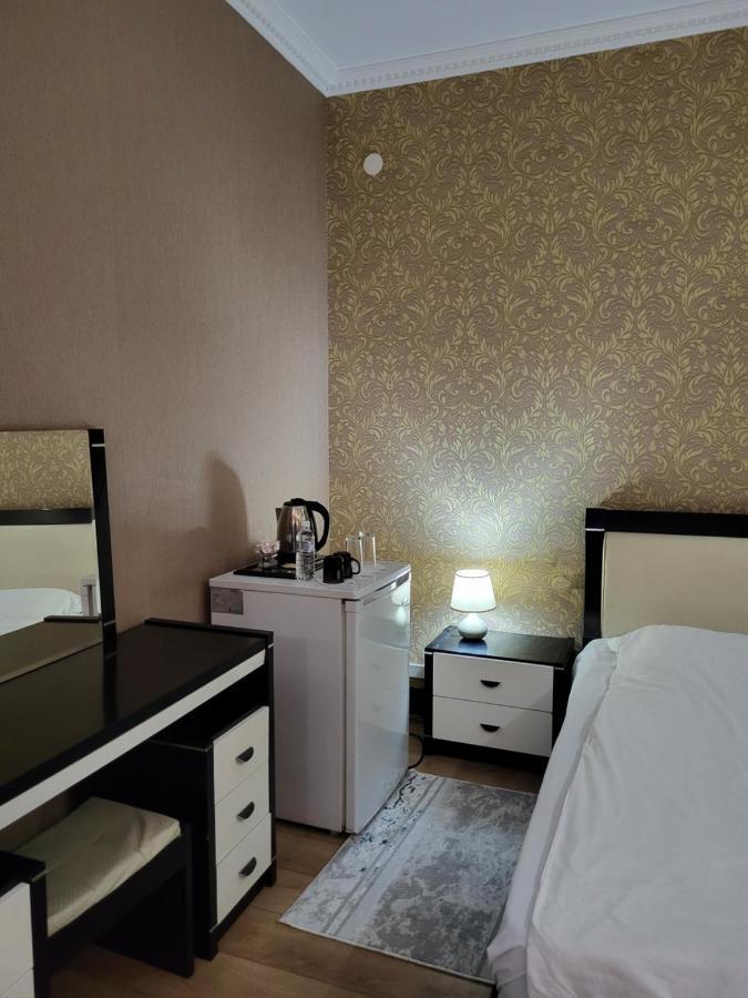 Seoul Hotel Shymkent Eksteriør billede