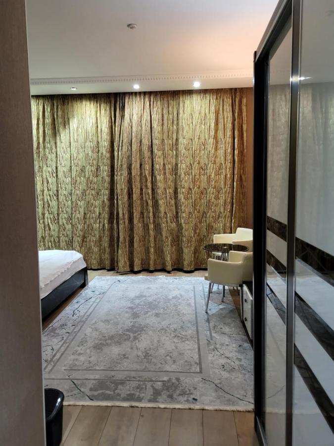 Seoul Hotel Shymkent Eksteriør billede