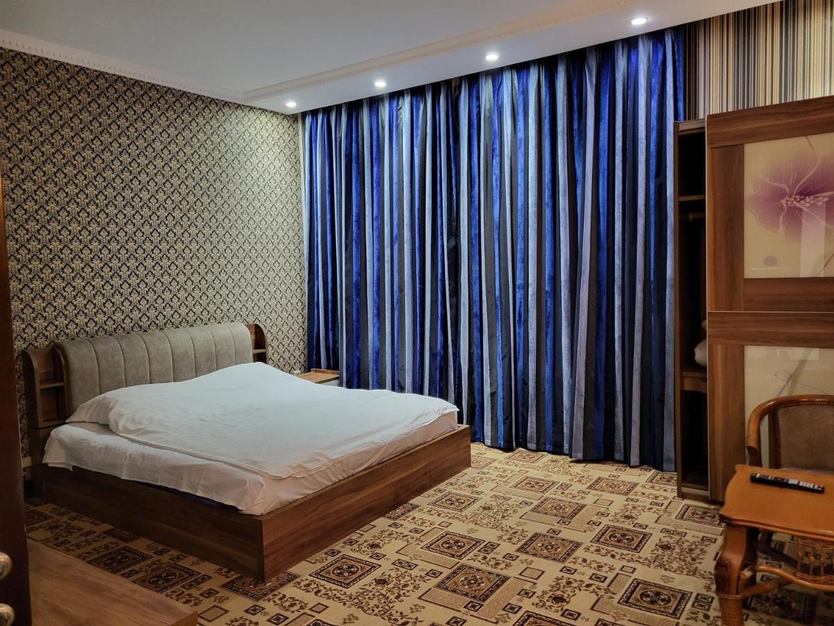 Seoul Hotel Shymkent Eksteriør billede