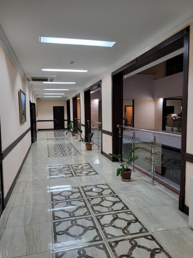 Seoul Hotel Shymkent Eksteriør billede