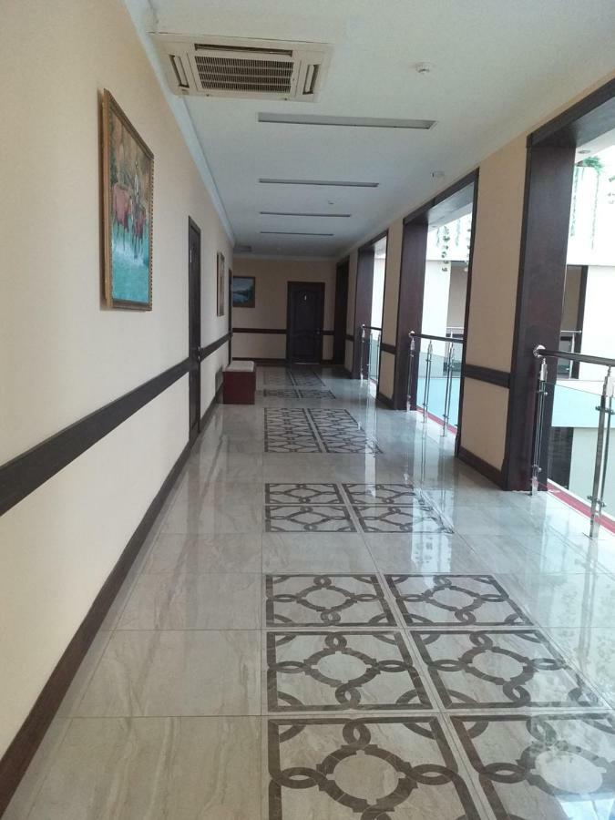 Seoul Hotel Shymkent Eksteriør billede