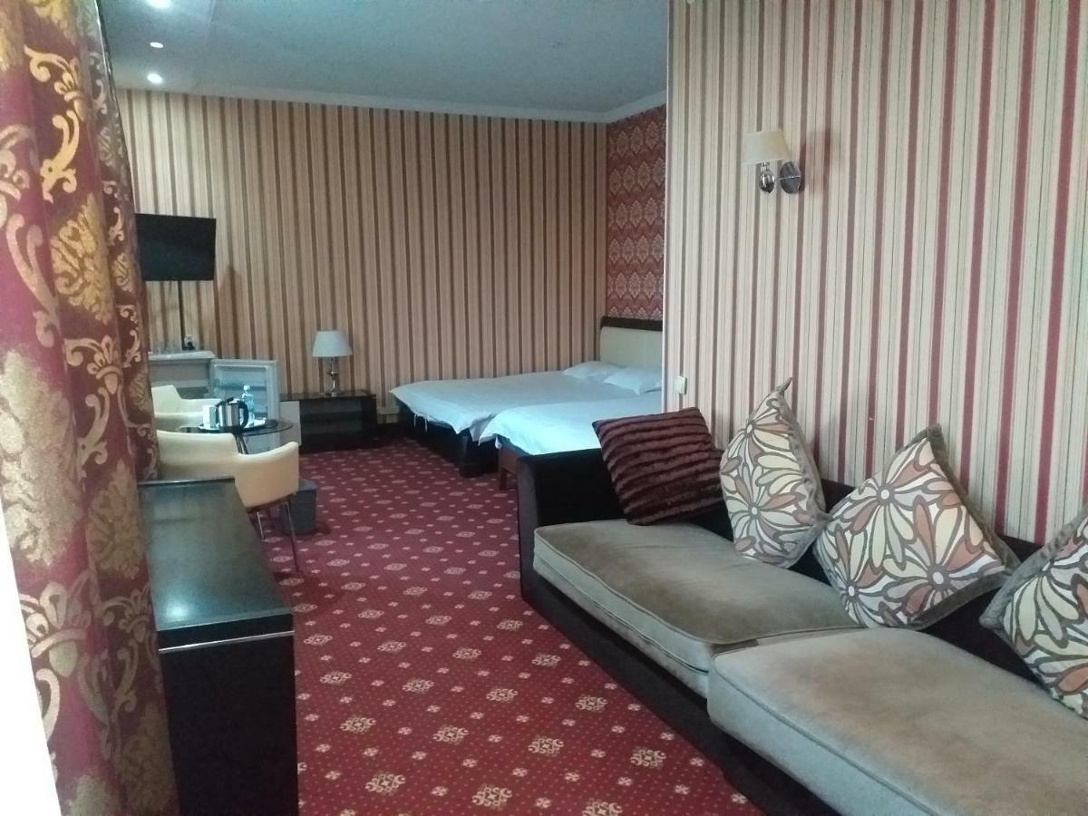 Seoul Hotel Shymkent Eksteriør billede